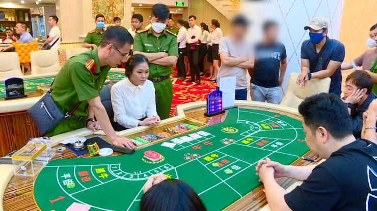 Hướng dẫn cách chơi casino trực tuyến hiệu quả dành cho người mới